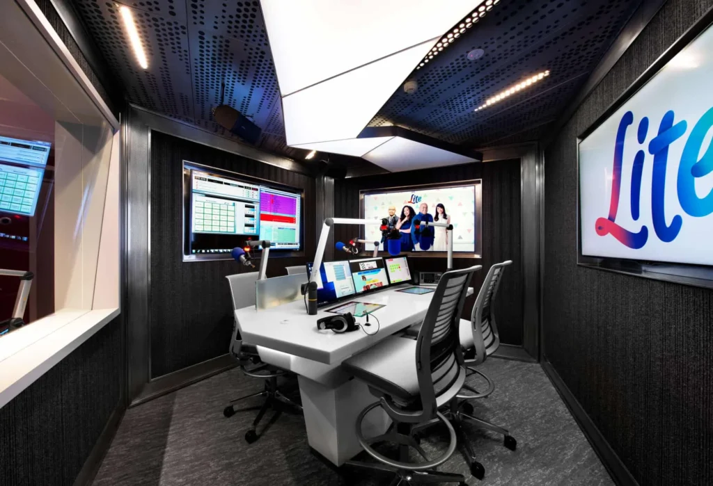 astro lite studio