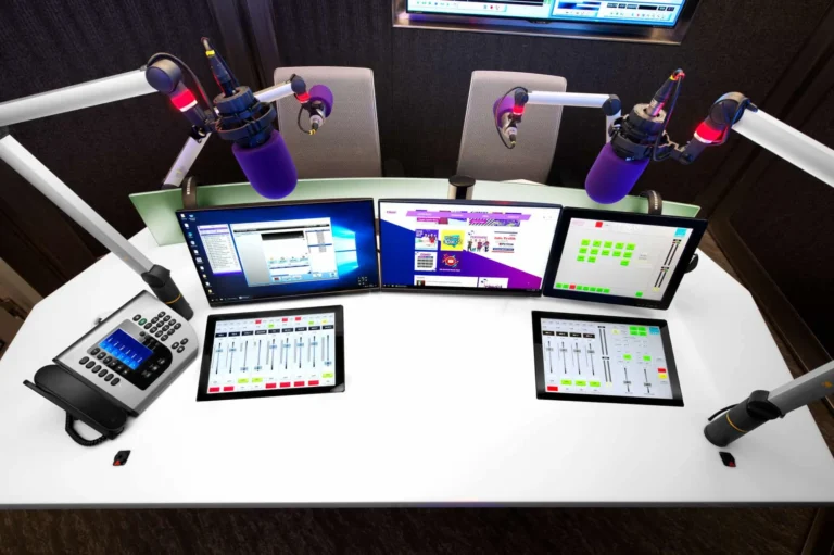 Astro Radio