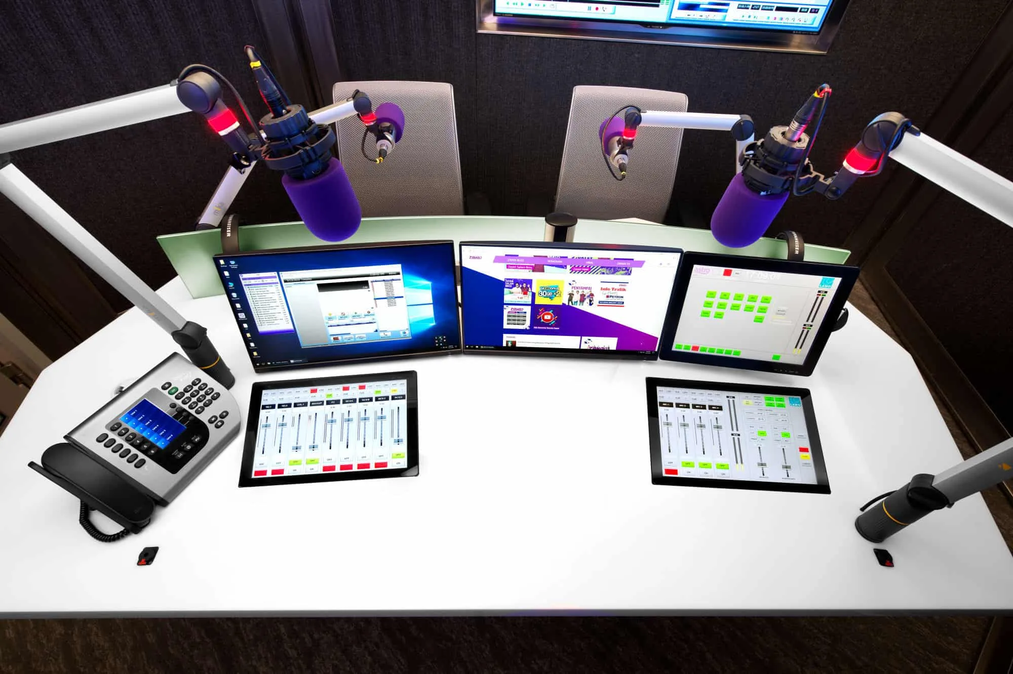 Astro Radio