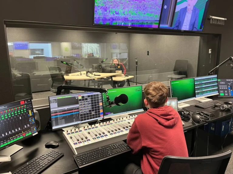 Visual Radio